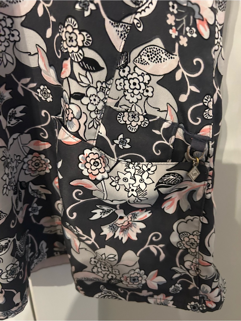 Vera Bradley Black Floral V-Neck Scrub Top - Picture 4 of 5